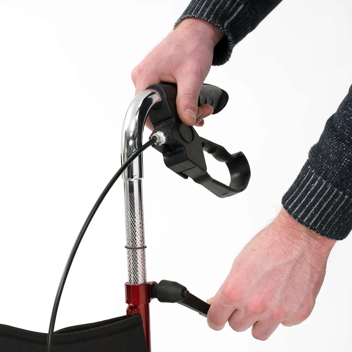 TW017R_Triwalker_With_Seat_Red_03_web.jpg